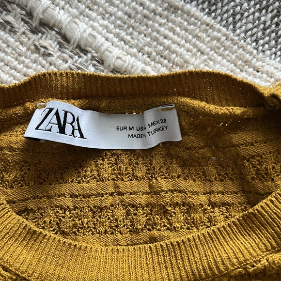 Zara sweater/long sleeve top - Picture 3 of 6